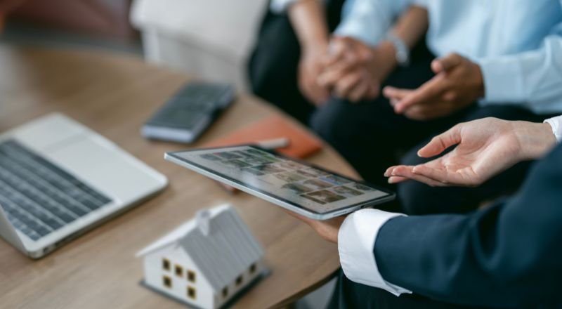 How to Become A Digital Landlord: A Complete Guide